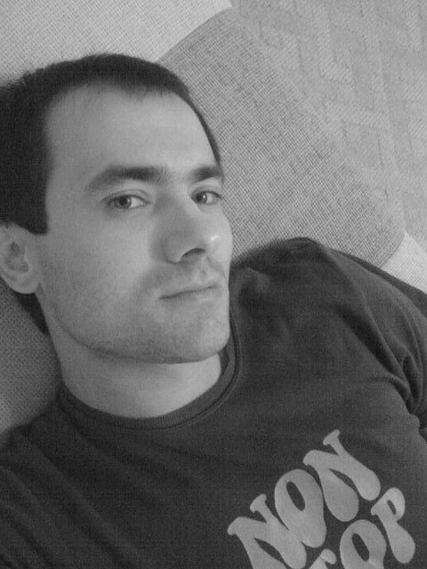 Нежную,добрую,страстную..