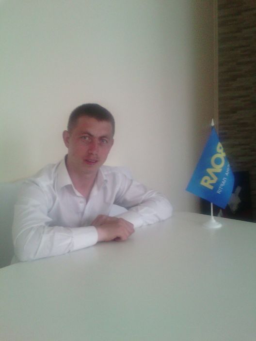 а вот и я
