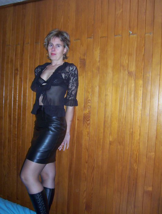 Gaelle 40 Years Old from France