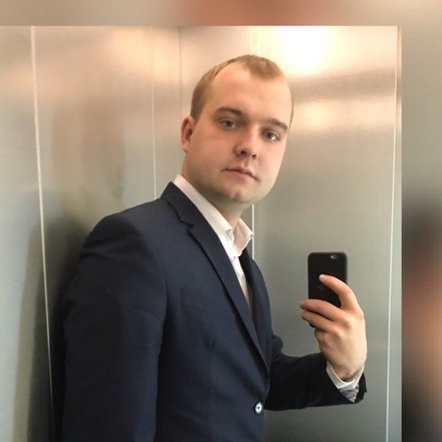 Я на работе)