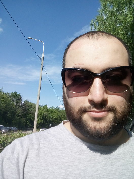 Это я