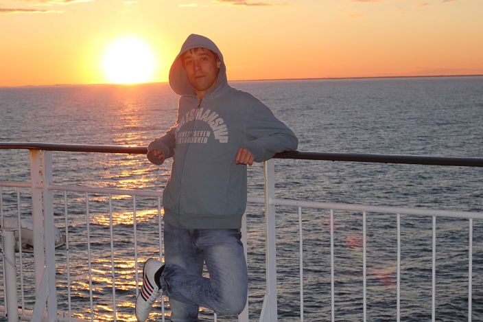 море