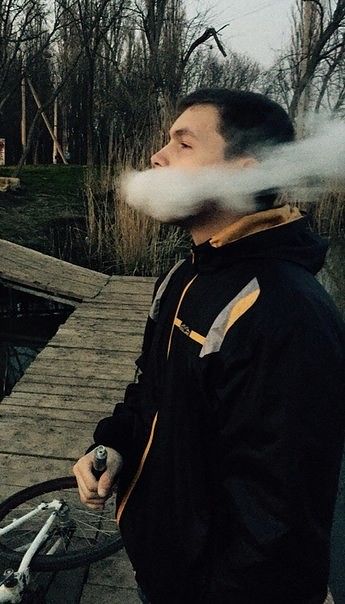 Кумарю на природе