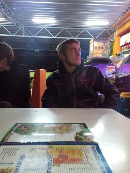 в профиль :)