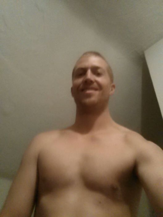 I'm Chris and I'm just looking to have some fun and I lo