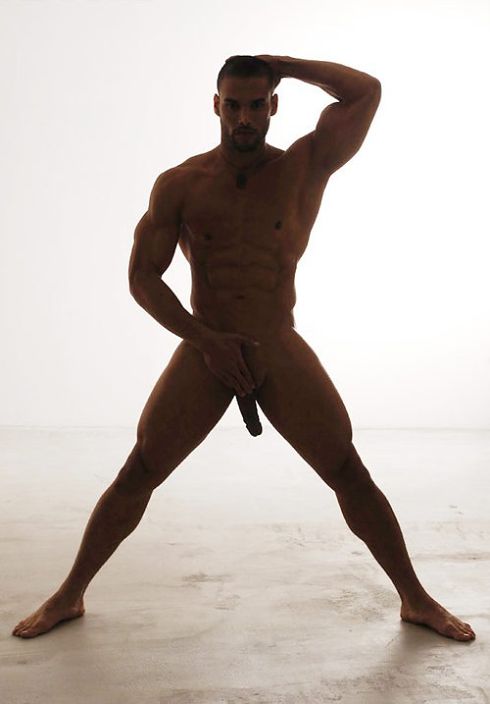 MALE M