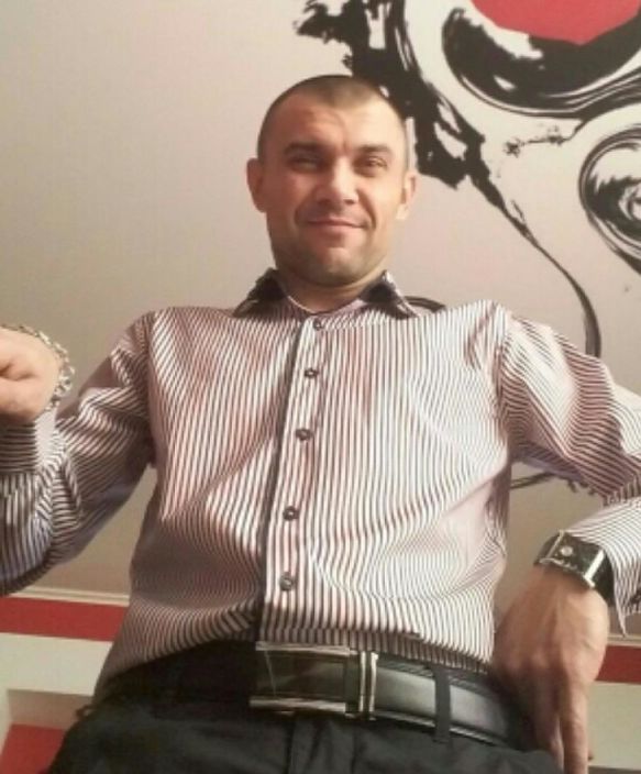 Это я