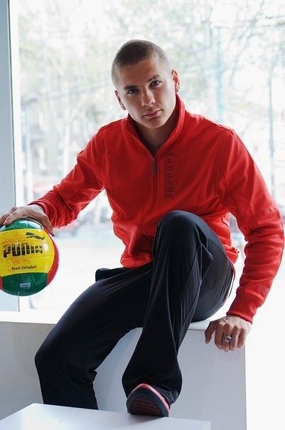 Женщины без мужского общества блекнут, а мужчины без жен