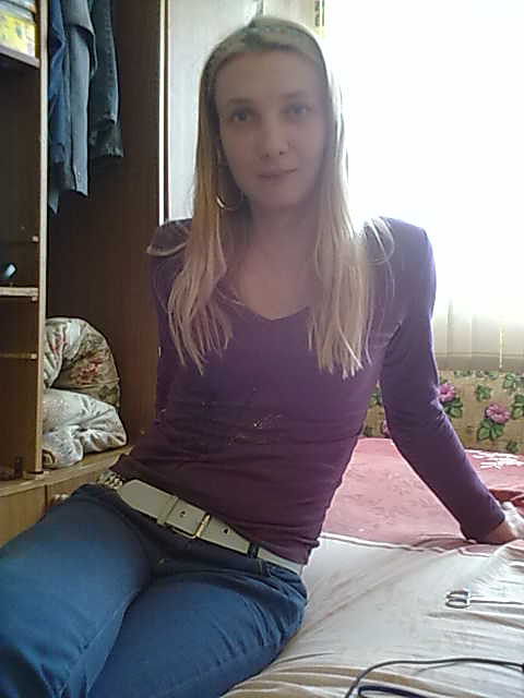 Танечка дома