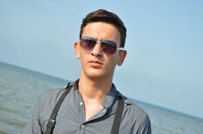 на море