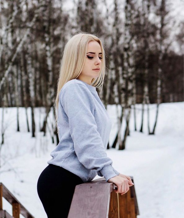 >>>