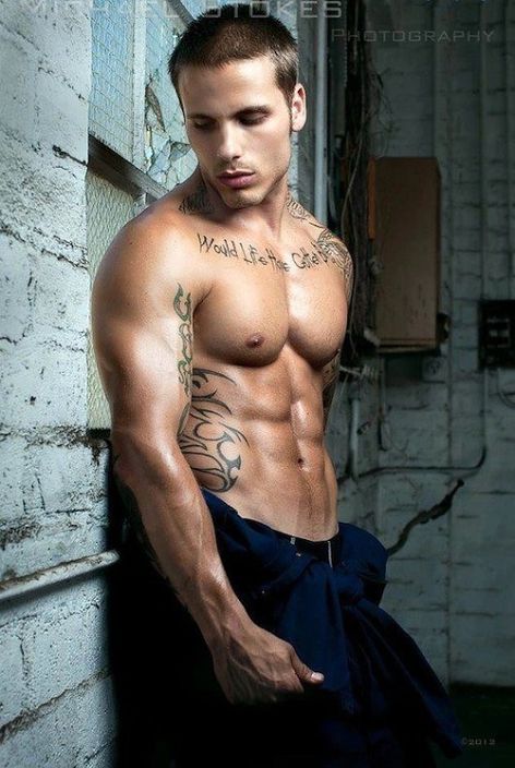 MALE M
