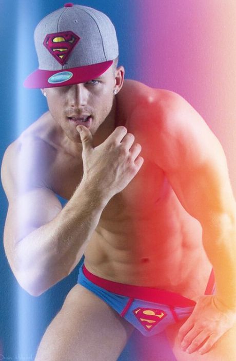 MALE M