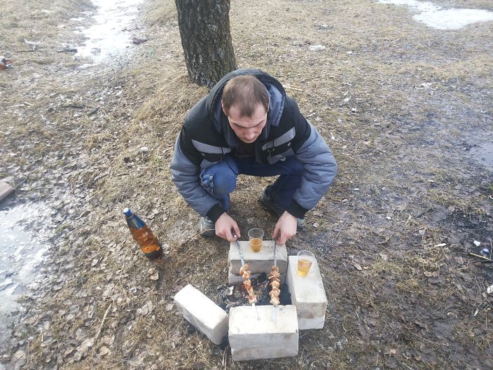 я на шашлыках