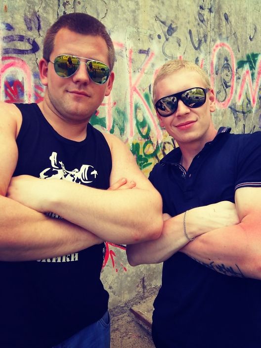 я))))))))))))))))))