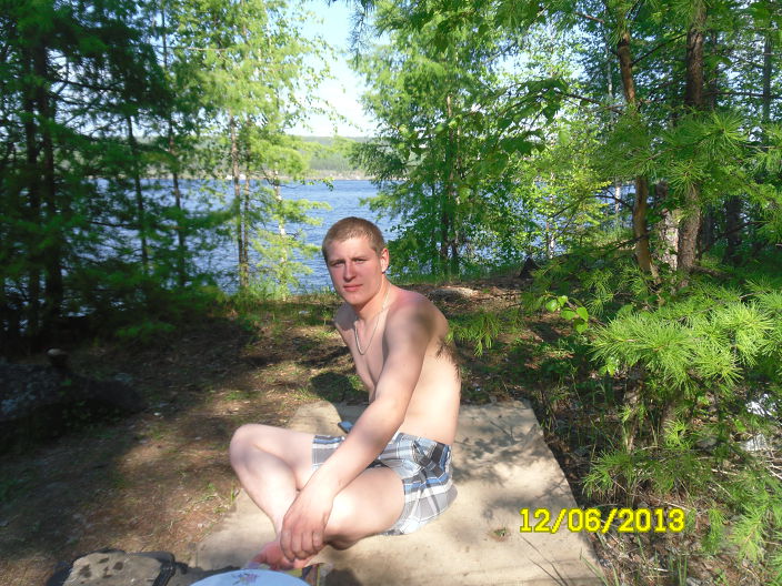 Я НА ПРИРОДЕ ))