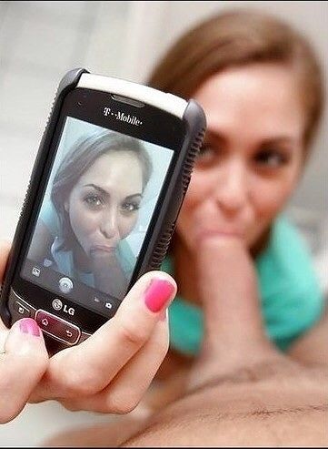 Мне бы такие фотки от жены)