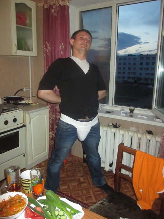 снова я