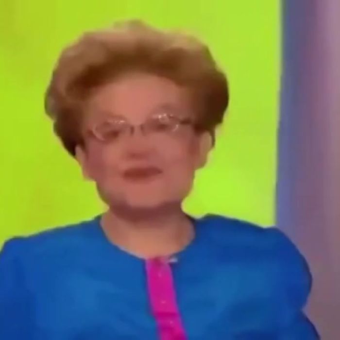 Я пукаю влагалищем