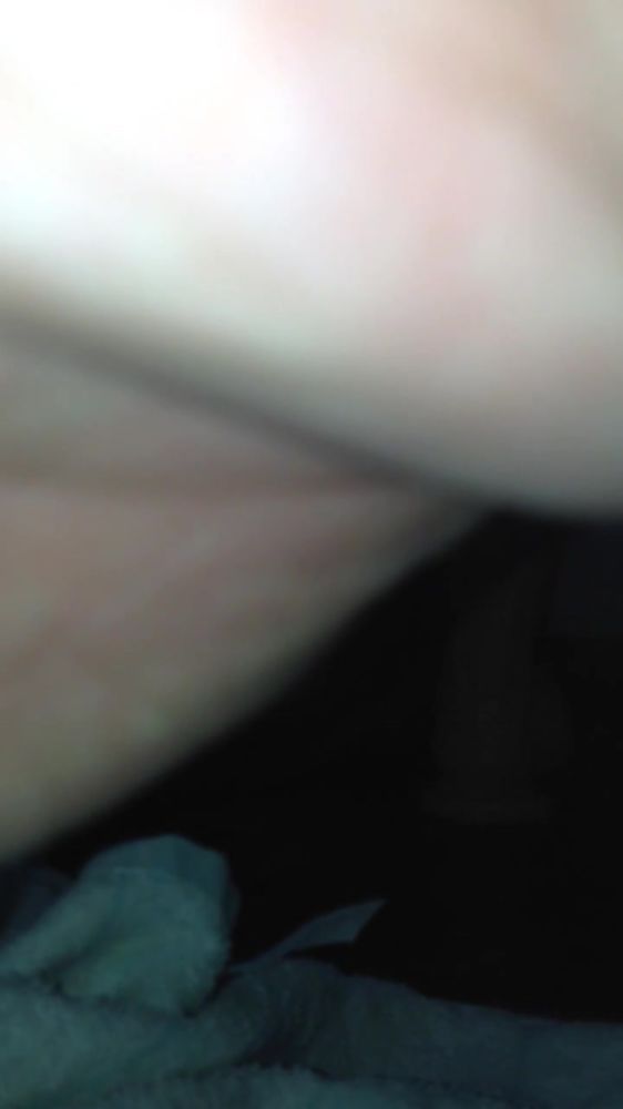 Игрушка в попе