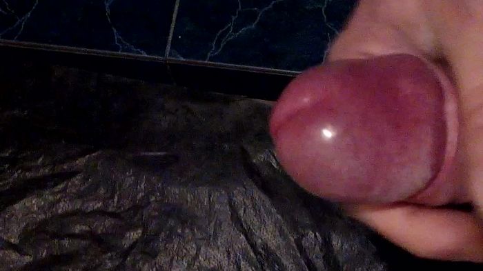 Обильно кончил